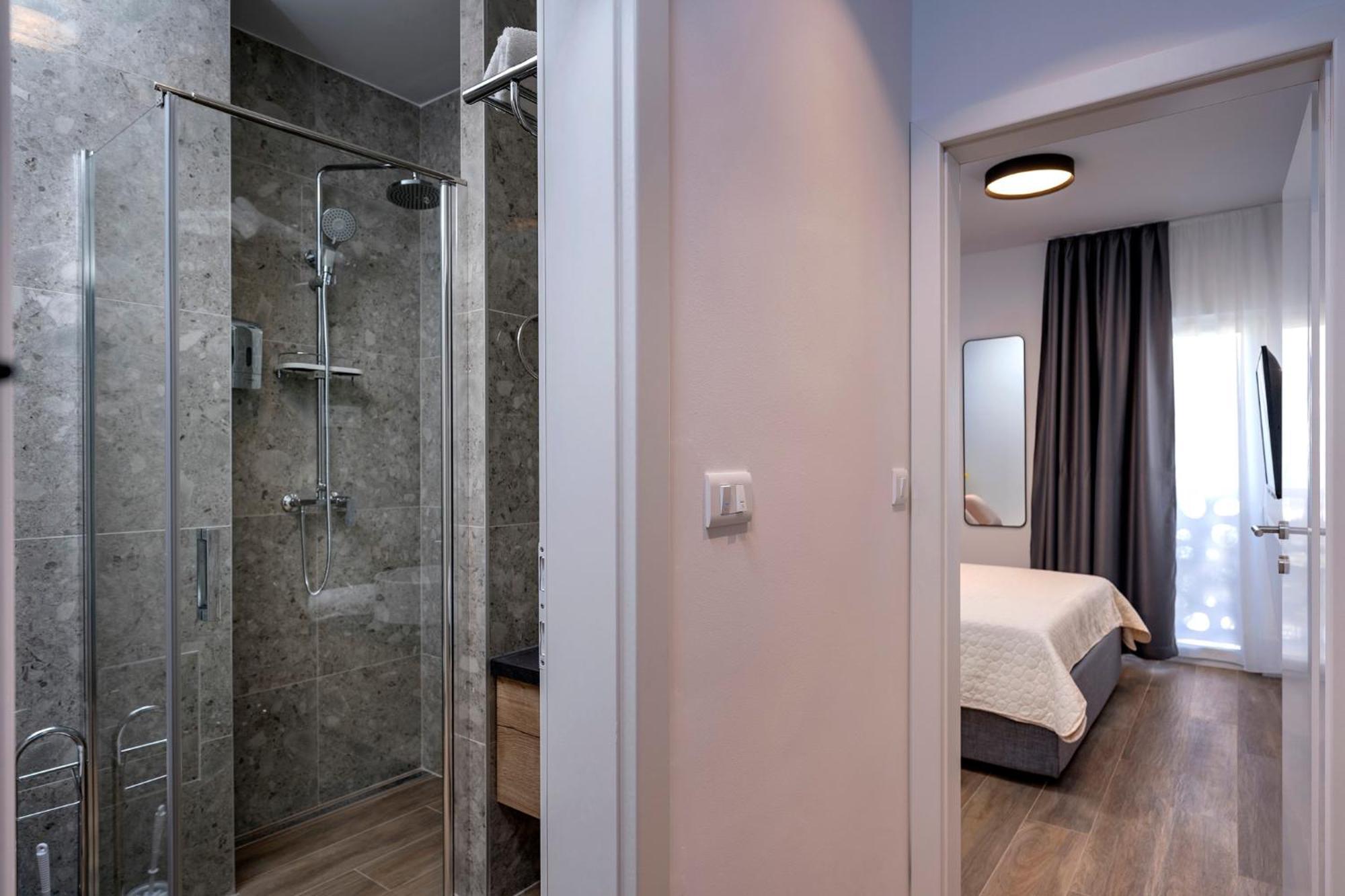 Modern, 2 Bedroom Apartment Хвар Экстерьер фото