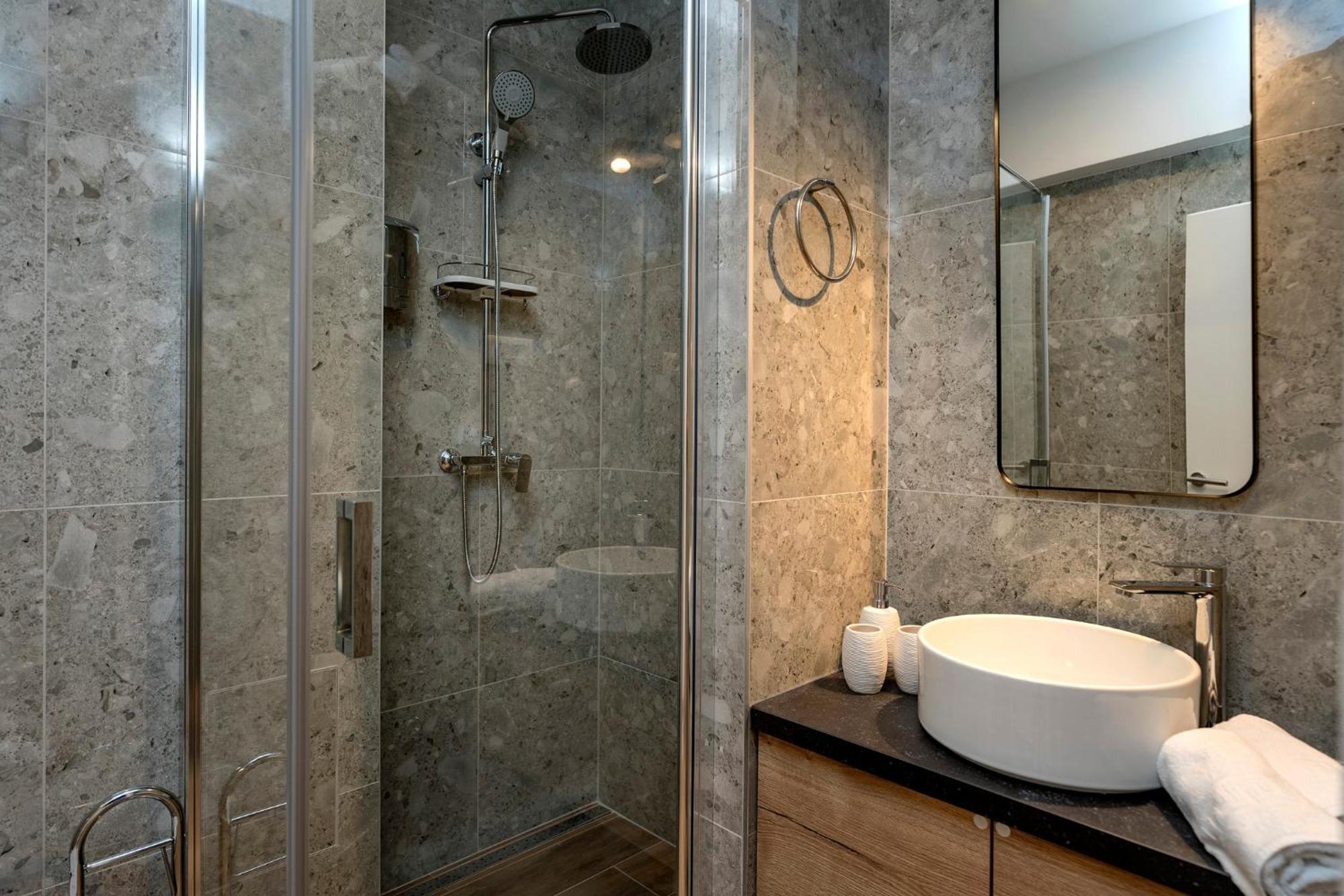 Modern, 2 Bedroom Apartment Хвар Экстерьер фото